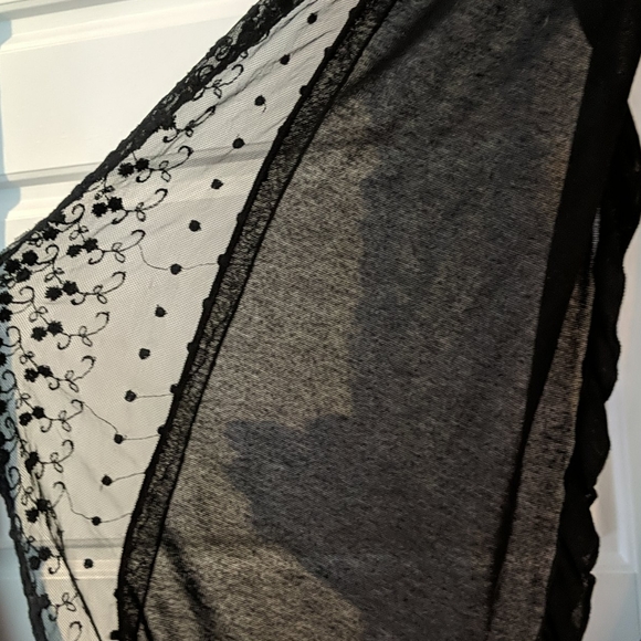 Tea n Rose vest - Picture 3 of 3